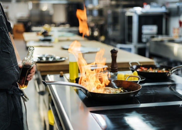 maquinaria cocina profesional
